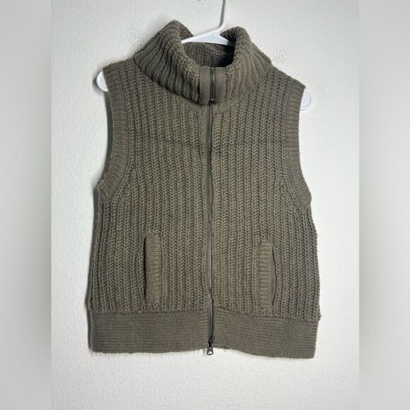 American Eagle SWEATER VEST OLIVE SIZE M Wool Blend Full Zip Turtle Neck - Picture 1 of 13